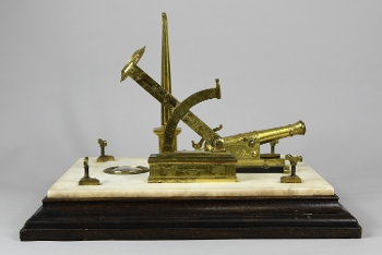 cannon sundial